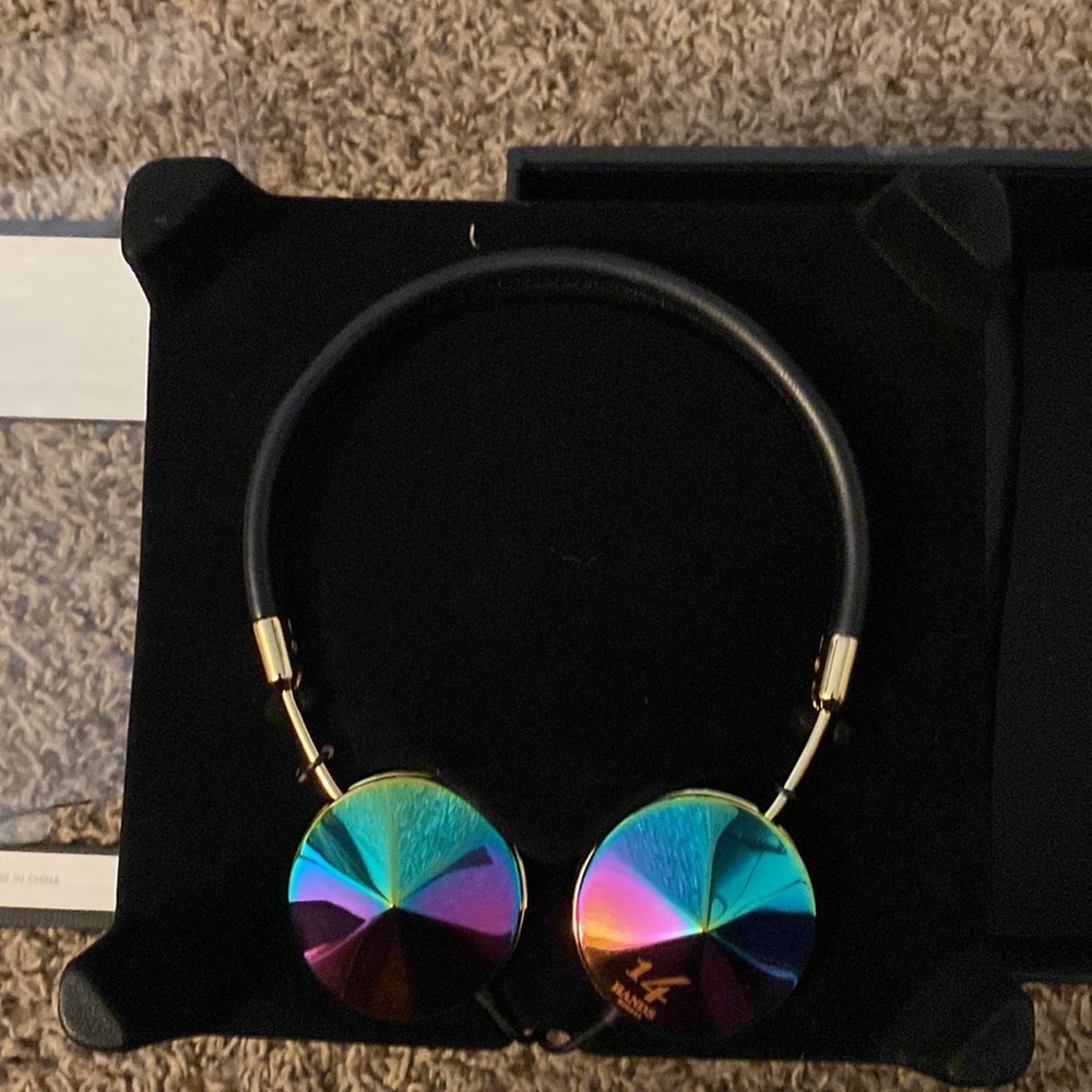 Frends Layla Oil Slick Designer Audio Accessories Headphones  new in box - Picture 5 of 13